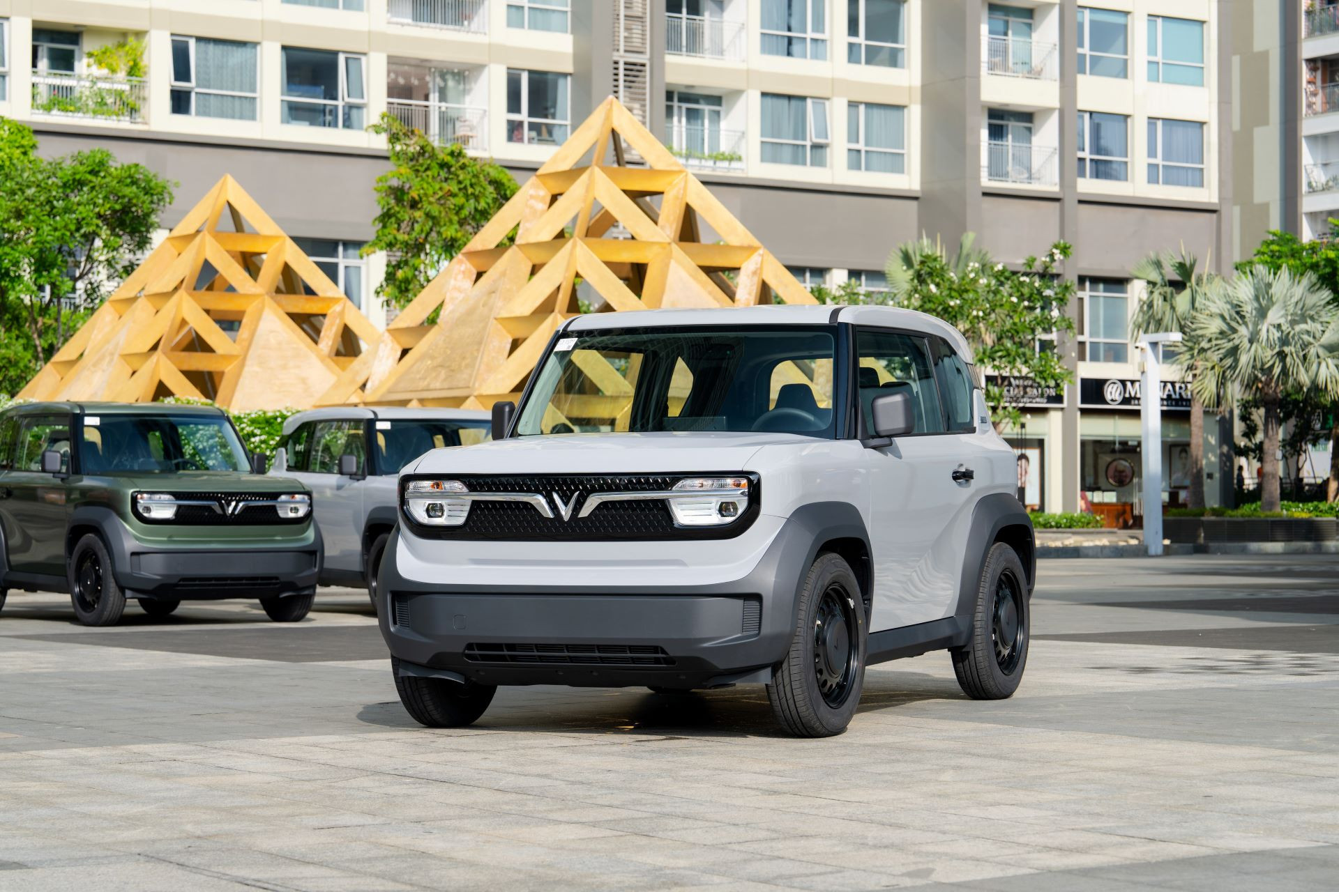 Xe xanh đang áp đảo các đối thủ tại thị trường xe Việt.&nbsp;