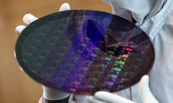 TSMC, Samsung tăng giá các quy trình sản xuất chip tiên tiến