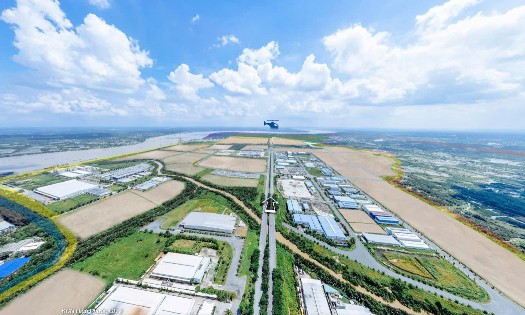 Khu công nghiệp Hiệp Phước đã đáp ứng đầy đủ các tiêu chí, được lấy ý kiến các bộ ngành Trung ương và đang hoàn thiện hồ sơ để thành phố ban hành quyết định công nhận dự kiến trở thành khu công nghiệp sinh thái đầu tiên của cả nước.