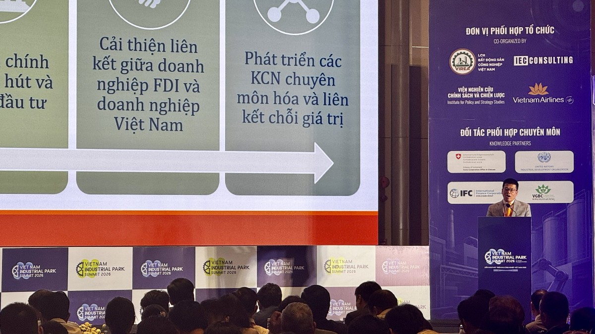 Ông Nguyễn Anh Dương, Trưởng phòng Nghiên cứu tổng hợp và hội nhập quốc tế trình bày tại sự kiện. Ảnh: Huỳnh Dũng