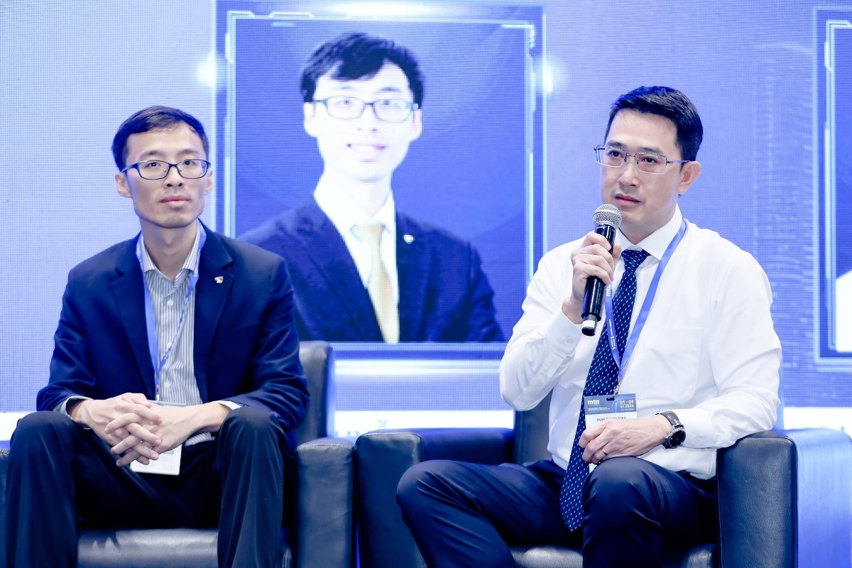 Ông Trần Thanh Tùng, Trưởng phòng Quản lý môi trường, Ban Quản lý các Khu chế xuất và công nghiệp TP. Hồ Chí Minh (HEPZA):"Nhiều khu công nghiệp có đủ năng lực kỹ thuật và nhu cầu thực tế để tuần hoàn nước, nhưng không thể triển khai vì thiếu hành lang pháp lý tương ứng".