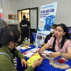 Trong 6 tháng đầu năm 2026, TP.Hồ Chí Minh ghi nhận số người hưởng bảo hiểm thất nghiệp tiếp tục giảm. Ảnh: TTDVVL TP.HCM