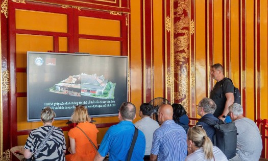 Công nghệ thực tế ảo (VR) mang đến góc nhìn sinh động về lịch sử và kiến trúc Di sản Huế