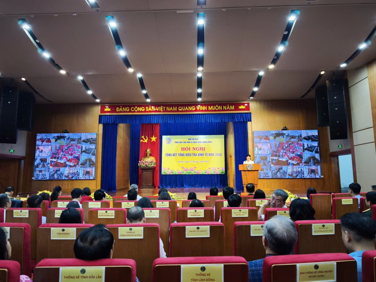 Toàn cảnh hội nghị tổng kết Tổng điều tra kinh tế năm 2026