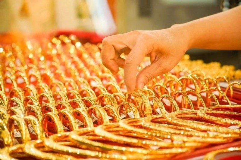 Giá vàng trong nước sụt mạnh sau phiên đi ngang