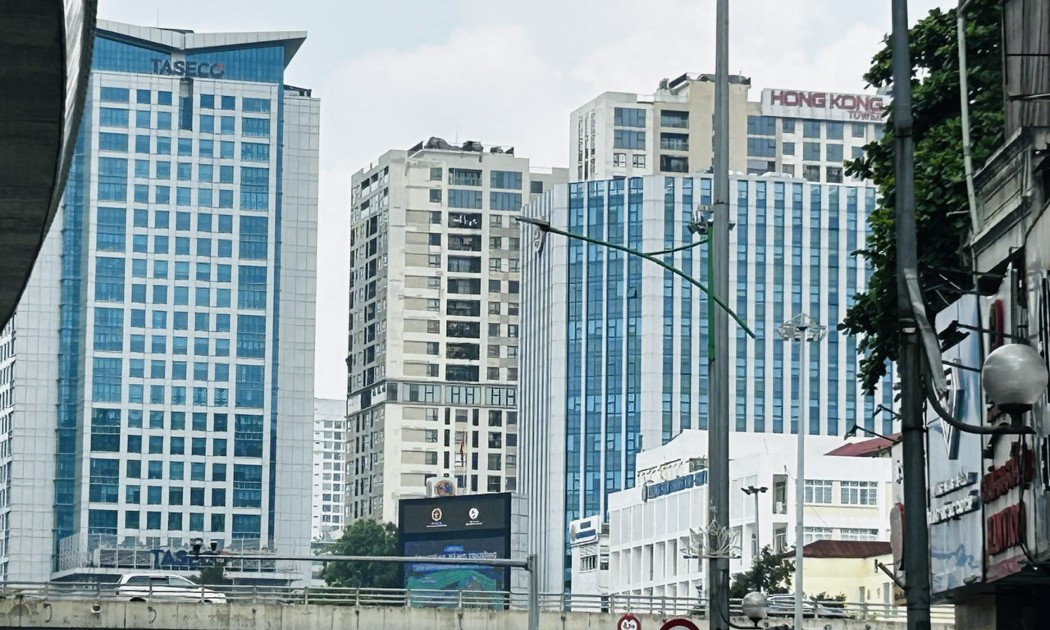 Nguồn cung văn phòng tại Hà Nội đạt khoảng 1,96 triệu m2 diện tích cho thuê. Ảnh: Hoàng Bách