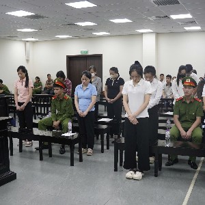 Các bị cáo tại tòa. Ảnh: Như Nguyệt.