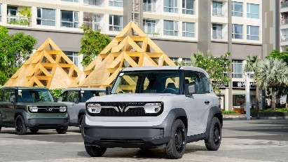 Auto sales rise 15% in first half as hybrid vehicle demand surges