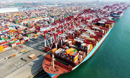 Trung Quốc: Xuất khẩu và nhập khẩu đều tăng trưởng vượt xa dự báo