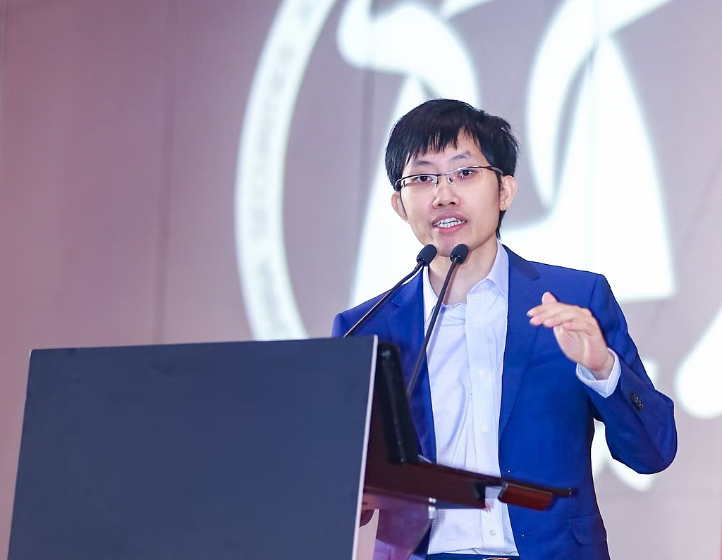Ông Liang Wenfeng, nhà sáng lập DeepSeek - Ảnh: Visual China Group (VCG)