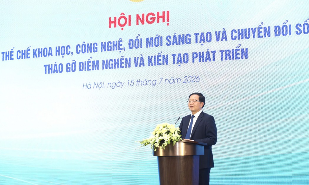 Phó Thủ tướng Hồ Quốc Dũng phát biểu chỉ đạo - Ảnh:MST.