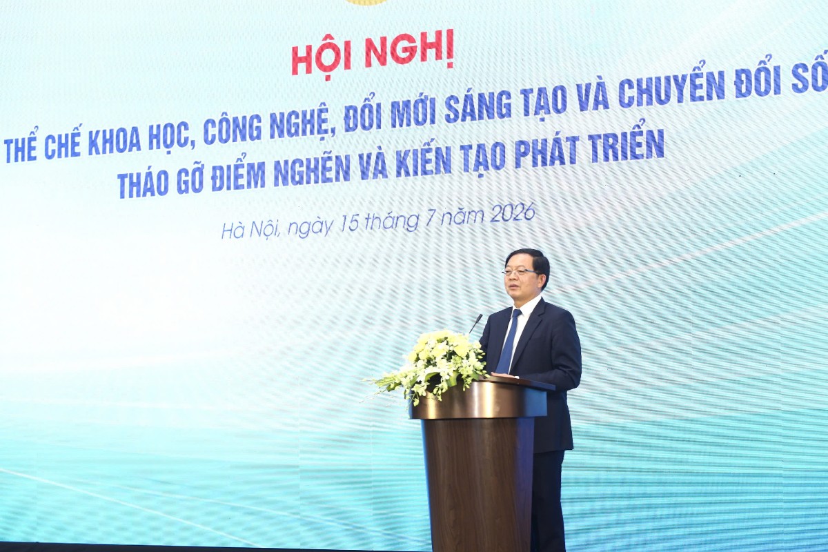 Phó Thủ tướng Hồ Quốc Dũng phát biểu chỉ đạo - Ảnh:MST.