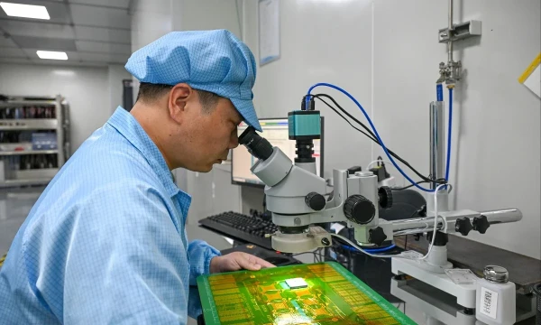 Xuất khẩu chip Trung Quốc tăng gần gấp đôi, đạt 177 tỷ USD trong nửa đầu năm