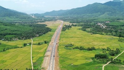 Vietnam expands expressway network with five new routes in revised national plan