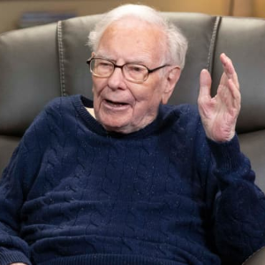 Tỷ phú Warren Buffett - Ảnh: CNBC