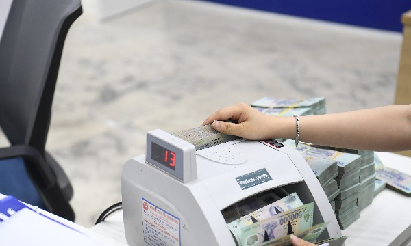 Luân chuyển vốn trì trệ cản trở thanh khoản ngân hàng