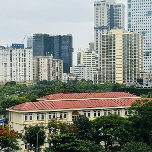 Hạ tầng đồng bộ thúc đẩy giá trị bất động sản lan tỏa. Ảnh: Hoàng Bách
