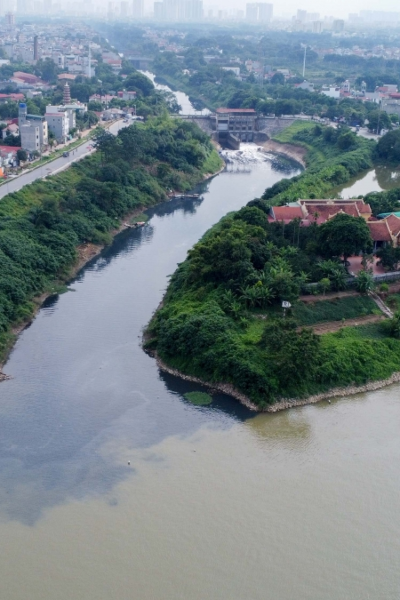 Hanoi approves a $2.8 bln project to upgrade dikes and clean up Nhue River