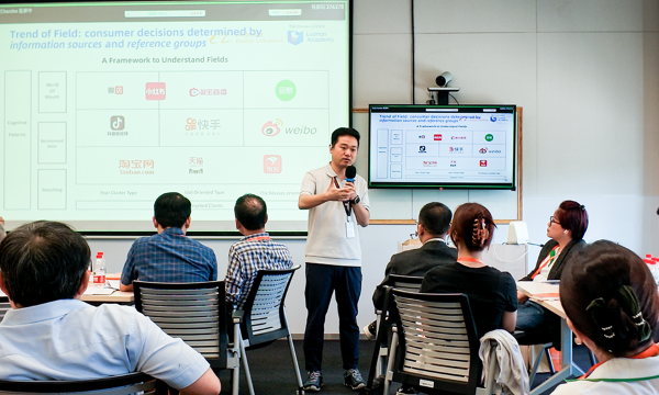 Bài học từ Alibaba: AI có thể phổ cập, nhưng tư duy chiến lược vẫn là lợi thế khó sao chép