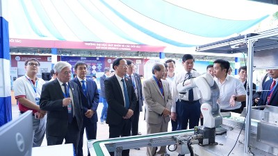 PM orders faster implementation of science, technology and digital transformation initiatives