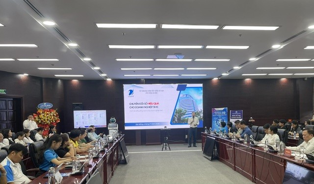 Toàn cảnh Hội nghị triển khai chính sách hỗ trợ chuyển đổi số các doanh nghiệp nhỏ và vừa, diễn ra vào chiều ngày 17/7/2026. Ảnh Ngô Anh Văn