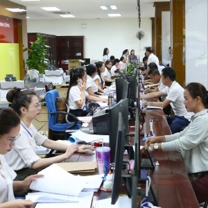 Nghệ An đẩy mạnh cải cách thủ tục hành chính, hướng tới xây dựng môi trường đầu tư thông thoáng, minh bạch và thuận lợi. Ảnh: Nguyễn Hoàn