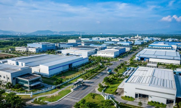 Đất công nghiệp và nhà kho xây sẵn dẫn dắt đà tăng trưởng của thị trường bất động sản