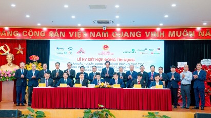Six banks syndicate over $1 bln for HCMC-Trung Luong-My Thuan expressway expansion