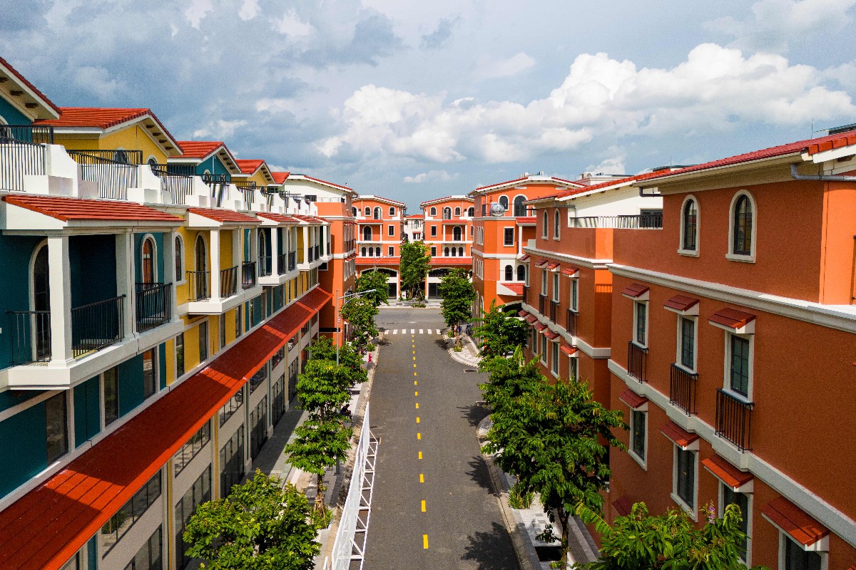 Dãy Shophouse tại Khu dân cư Phước Thọ (Ảnh: Thành Sơn).