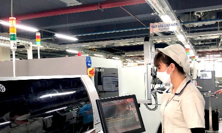 Hà Tĩnh hướng đến hình thành các doanh nghiệp công nghệ số nòng cốt, làm chủ nền tảng số và trí tuệ nhân tạo. Ảnh: HL