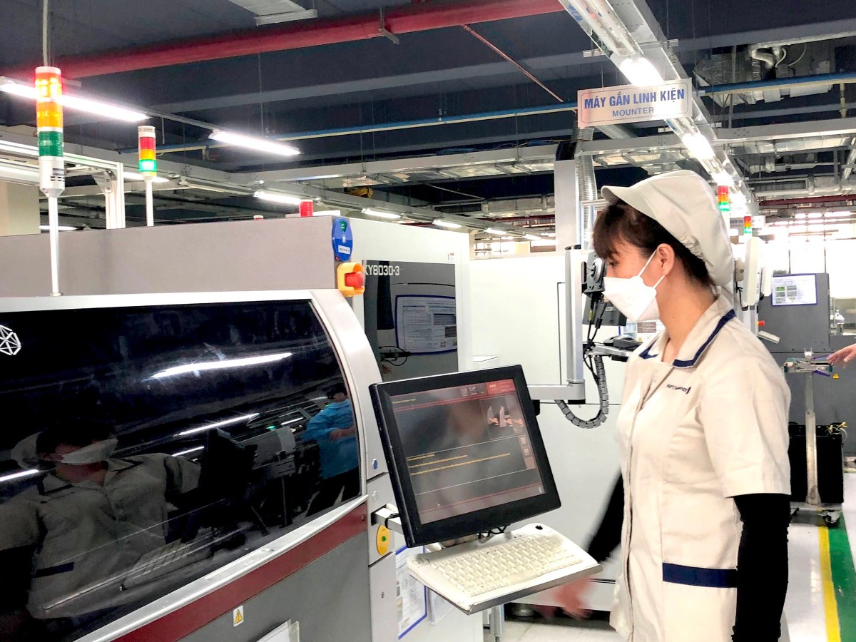 Hà Tĩnh hướng đến hình thành các doanh nghiệp công nghệ số nòng cốt, làm chủ nền tảng số và trí tuệ nhân tạo. Ảnh: HL