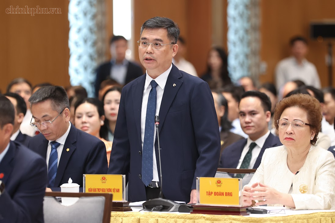 Ông Nguyễn Thanh Tùng, Chủ tịch Hội đồng quản trị Vietcombank phát biểu tại hội nghị - Ảnh: VGP/Nhật Bắc