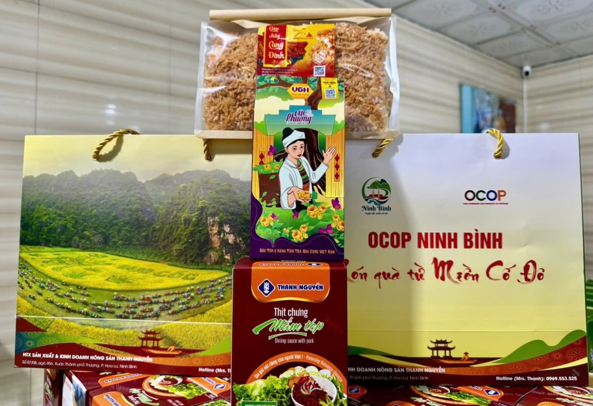 Các sản phẩm OCOP địa phương: Ảnh: Thanh Nguyễn.