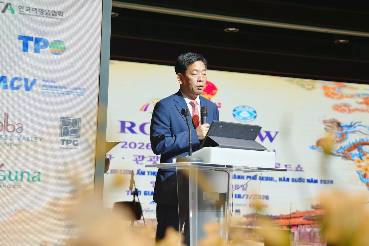 Ngài Vũ Hồ, Đại sứ Việt Nam tại Hàn Quốc khẳng định Đại sứ quán sẽ tiếp tục đồng hành, hỗ trợ các hoạt động quảng bá, xúc tiến du lịch của địa phương tại Hàn Quốc. Ảnh: UBTP Huế