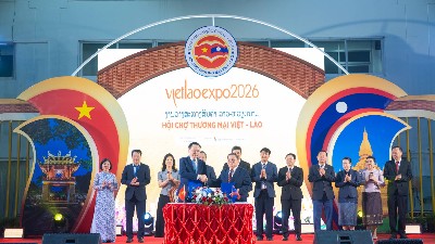 Finance minister becomes chairman of  Vietnam–Laos Cooperation Committee