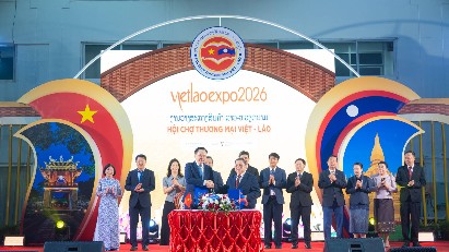 Finance minister becomes chairman of  Vietnam–Laos Cooperation Committee