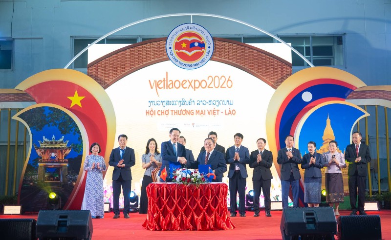 Finance minister becomes chairman of  Vietnam–Laos Cooperation Committee