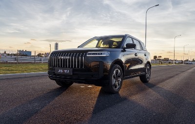 Khối Hàn - Trung “kích hoạt” cuộc chiến xe hybrid đa cực tại Việt Nam