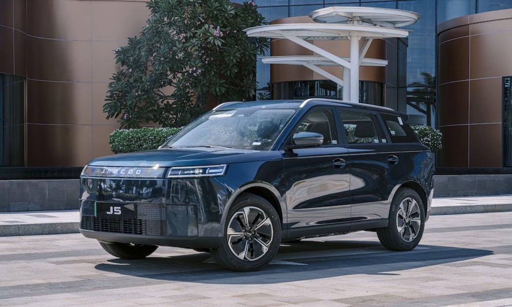 Khối Hàn - Trung “kích hoạt” cuộc chiến xe hybrid đa cực tại Việt Nam