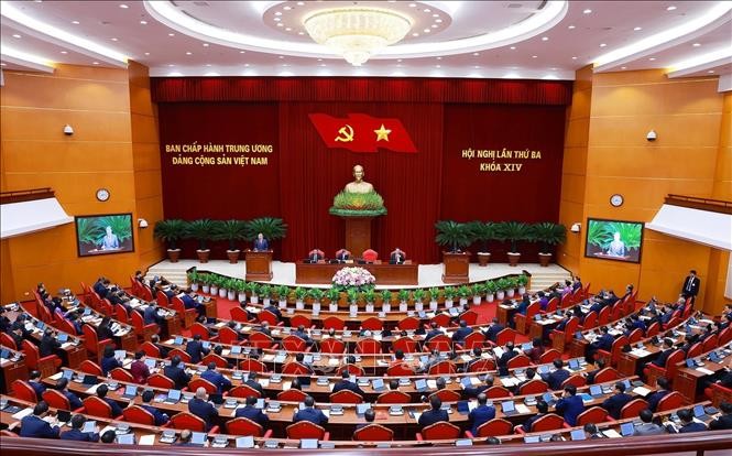 Phiên khai mạc Hội nghị lần thứ ba Ban Chấp hành Trung ương Đảng khoá XIV. Ảnh: Dương Giang/TTXVN