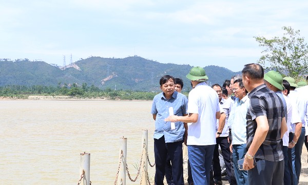 Bộ Nông nghiệp và Môi trường kiểm tra thực địa, nghiên cứu phương án xây dựng Đập sông Lam