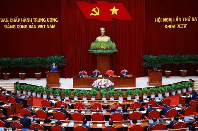 Phiên khai mạc Hội nghị lần thứ ba Ban Chấp hành Trung ương Đảng khoá XIV. Ảnh: Thống Nhất/TTXVN.