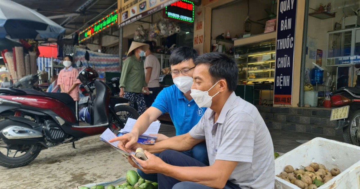 Dừng thu bảo hiểm x&atilde; hội với chủ hộ kinh doanh c&oacute;...