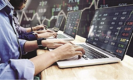 Tổ chức trong nước bán ròng 4.700 tỷ đồng, chủ yếu qua thỏa thuận