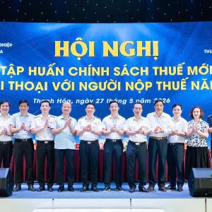 Hội nghị đối thoại với Người nộp thuế (ảnh: Thuế tỉnh Thanh Hóa)