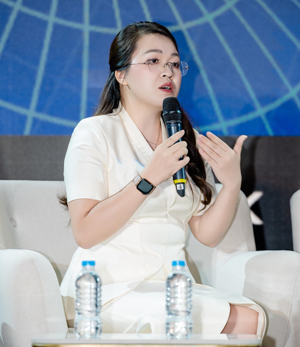 Theo đại diện Tether, việc đưa tài sản thật lên blockchain không chỉ đơn giản là số hóa quyền sở hữu, mà còn đặt ra bài toán lớn hơn về khả năng tiếp cận thanh khoản. Ảnh:&nbsp;Vietnam RWA Summit 2026