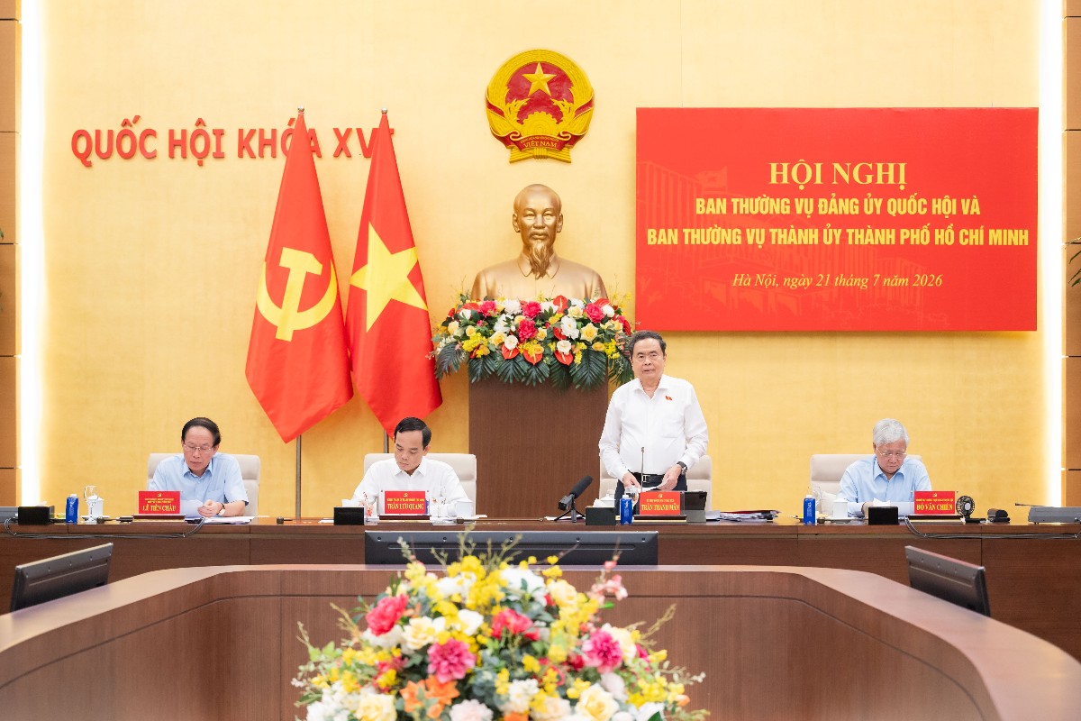 Chủ tịch Quốc hội Trần Thanh Mẫn chủ trì Hội nghị Ban Thường vụ Đảng ủy Quốc hội và Ban Thường vụ Thành ủy Thành phố Hồ Chí Minh về dự án Luật Phát triển đô thị - Ảnh: Cổng thông tin điện tử Quốc hội.