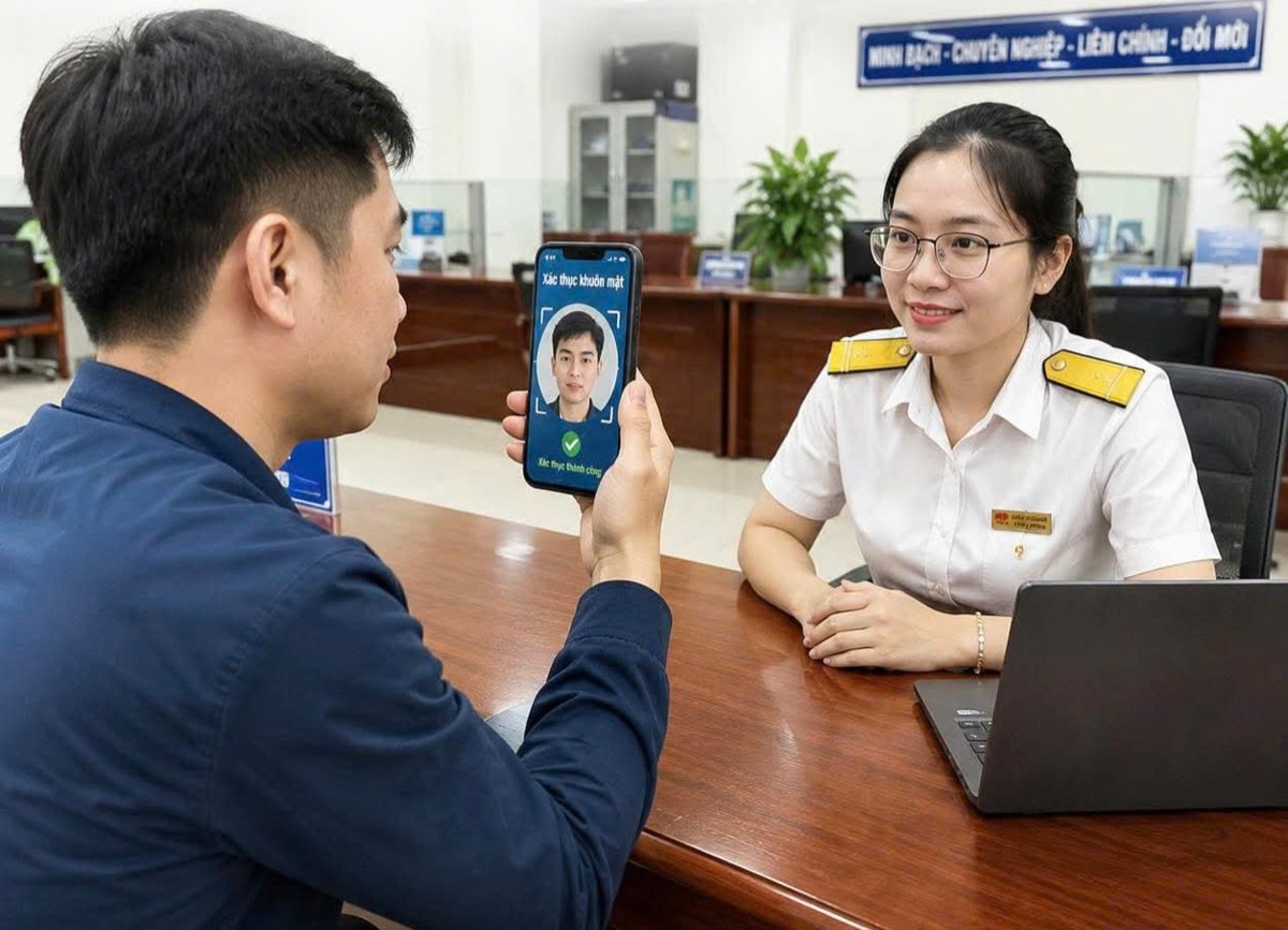 Trong 6 tháng đầu năm 2026, Thuế tỉnh Ninh Bình đã tiếp nhận 594.965 hồ sơ thủ tục hành chính và giải quyết hoàn tất 588.765 hồ sơ, đạt tỷ lệ đúng hạn 98,69%. (ảnh: Thuế tỉnh Ninh Bình)