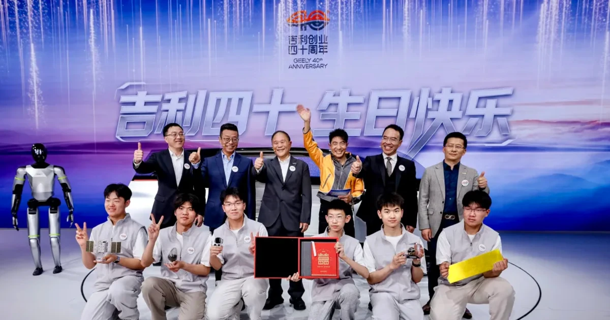 Trung Quốc săn nhân tài AI từ bậc trung học