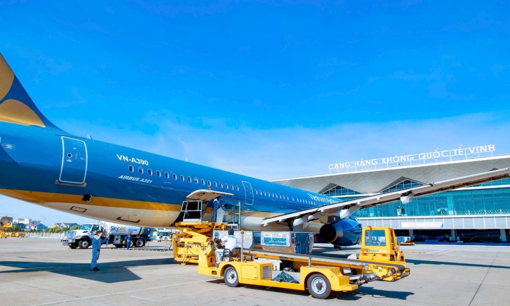 Cảng hàng không quốc tế Vinh hướng tới mục tiêu đạt công suất 3 triệu hành khách mỗi năm vào năm 2030. Ảnh: Quang An